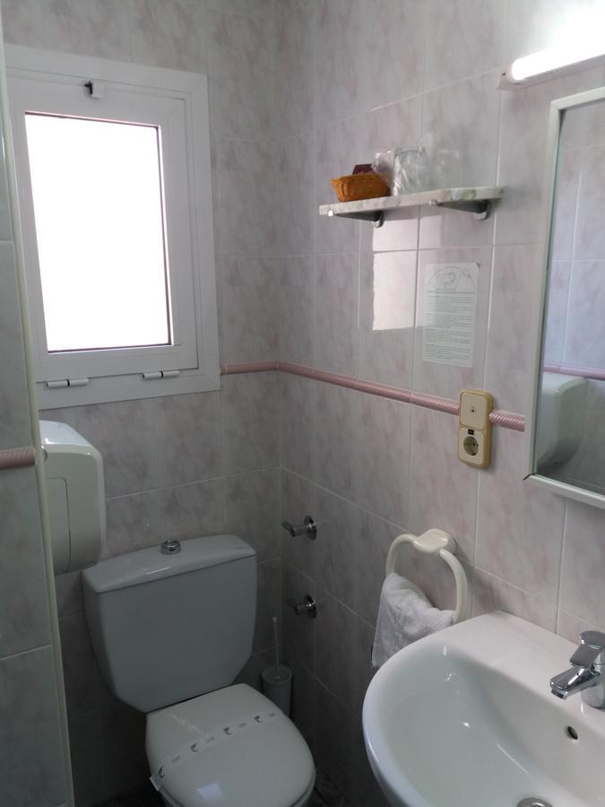 Hostal La Pilarica Патерна Номер фото