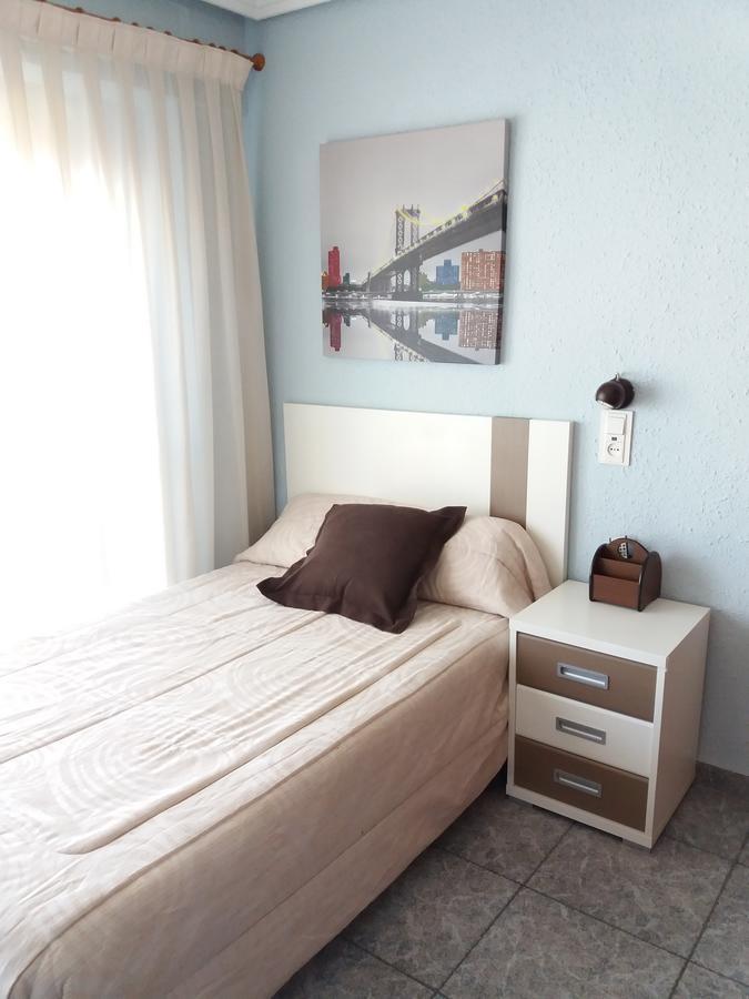 Hostal La Pilarica Патерна Экстерьер фото